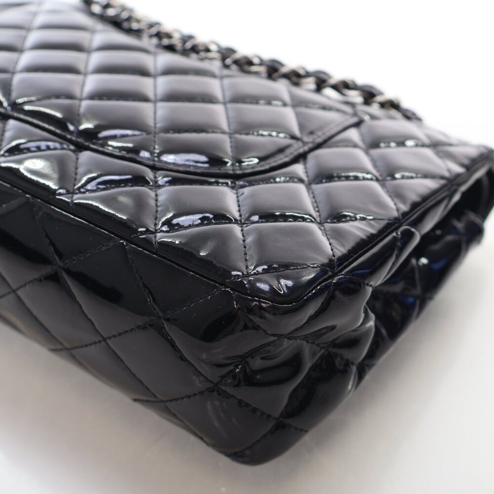 Chanel Medium Patent Classic Double Flap Bag - Picture 16 of 16